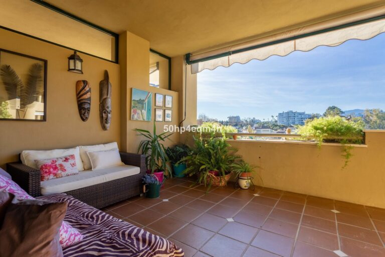 4ef9aef166e1e34b1e0249498b2033c7 - 4