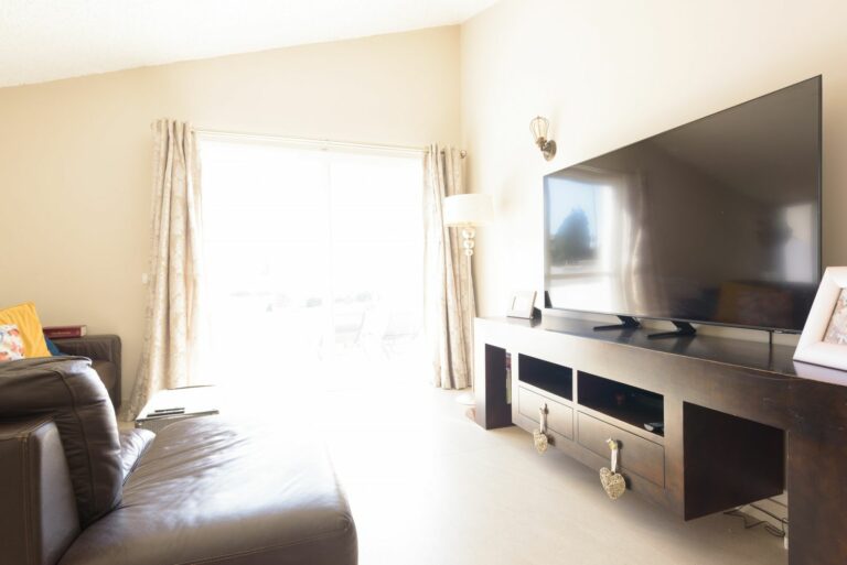 501f7179782dc34c626e8d95f2676a5c - 14