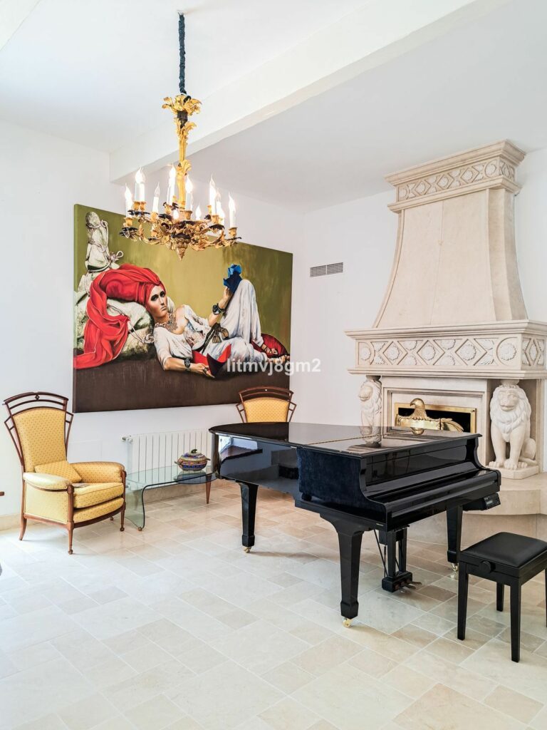 50df1ddbc8977d5a75782f57610265de - 9