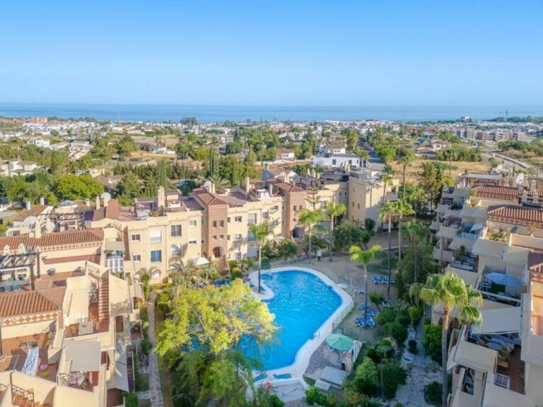 51700f9fa88b32f0c3feab5f0293f059 - 1