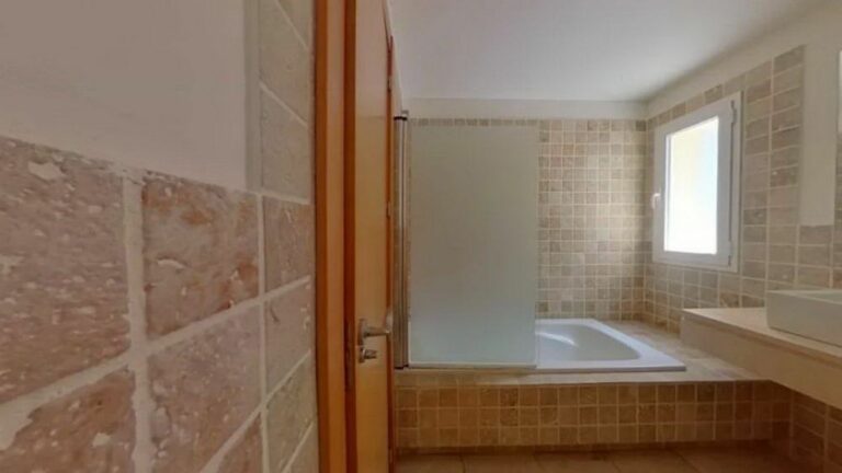 51700f9fa88b32f0c3feab5f0293f059 - 9