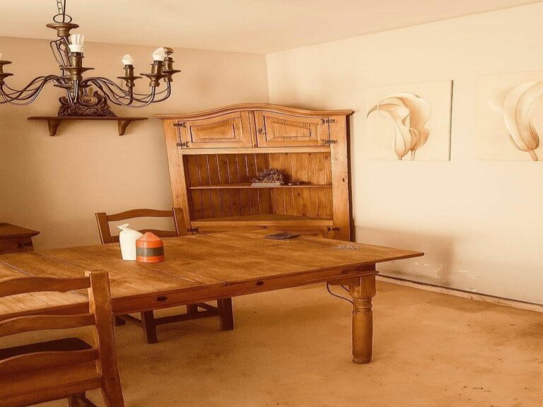 52a3036caaf39646cc60f200e5b3f47d - 12