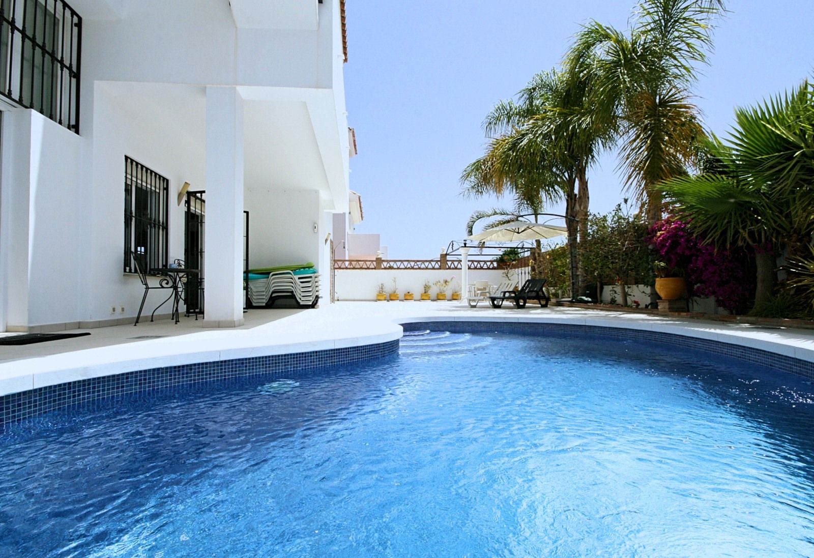 52c8edd0066a86fc825f9f00e5fb229a - 2