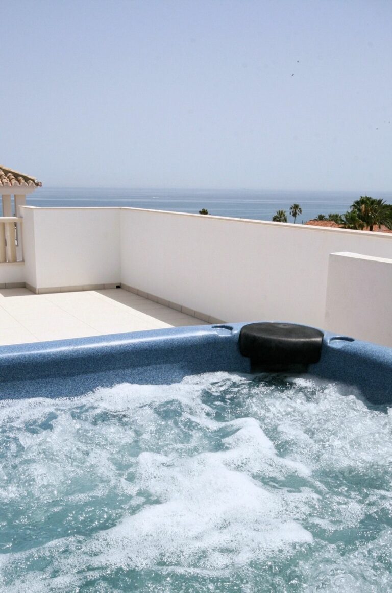 52c8edd0066a86fc825f9f00e5fb229a - 3