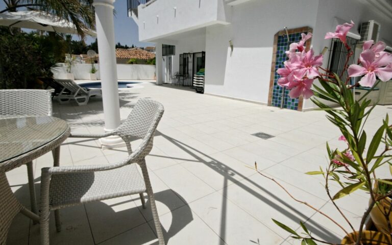 52c8edd0066a86fc825f9f00e5fb229a - 5