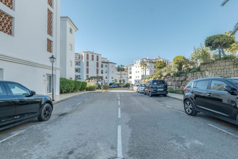 5488fb00a1316be99e2bfb4bb640c356 - 5