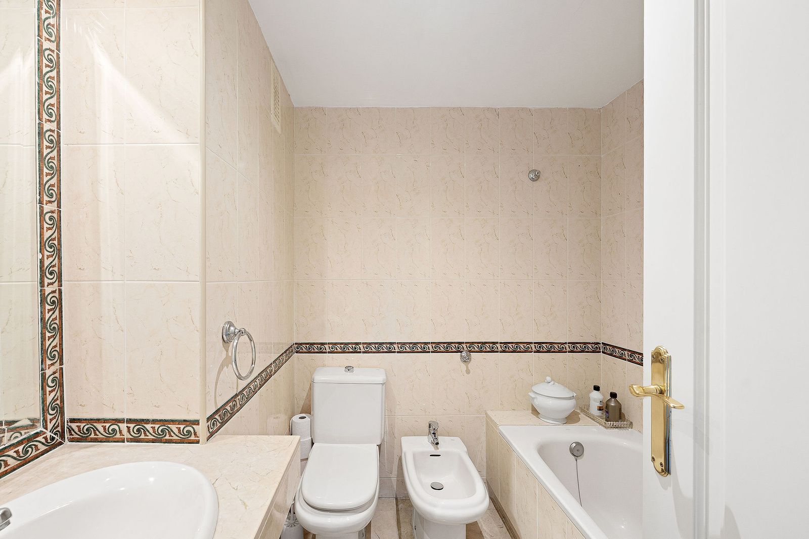 54a9414bd85b9a4858ad699374429b2c - 10