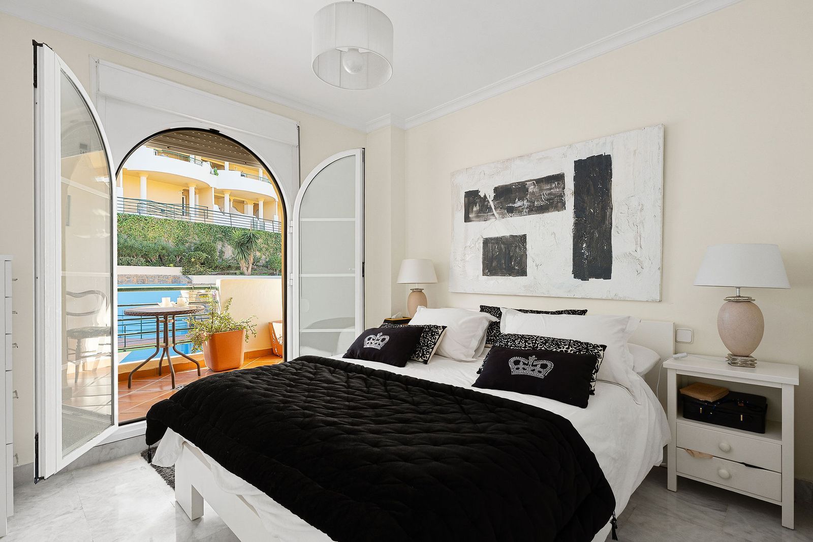 54a9414bd85b9a4858ad699374429b2c - 11