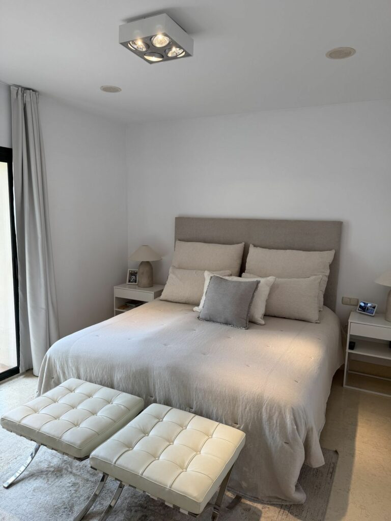 5546409c618dda8969bb7468c5a0f3ba - 10