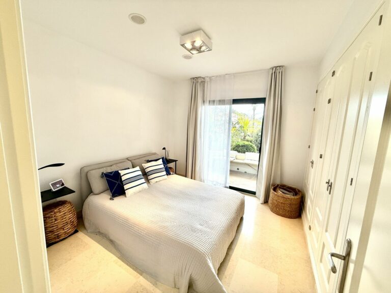 5546409c618dda8969bb7468c5a0f3ba - 15