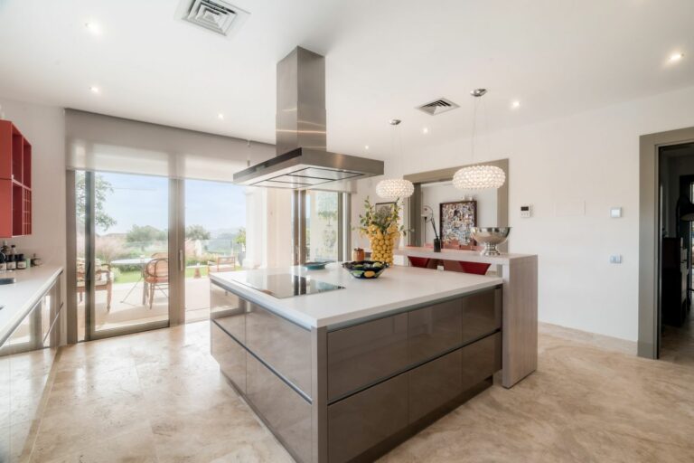 55c035b2565ebe5e64d1fea7caf190cf - 10