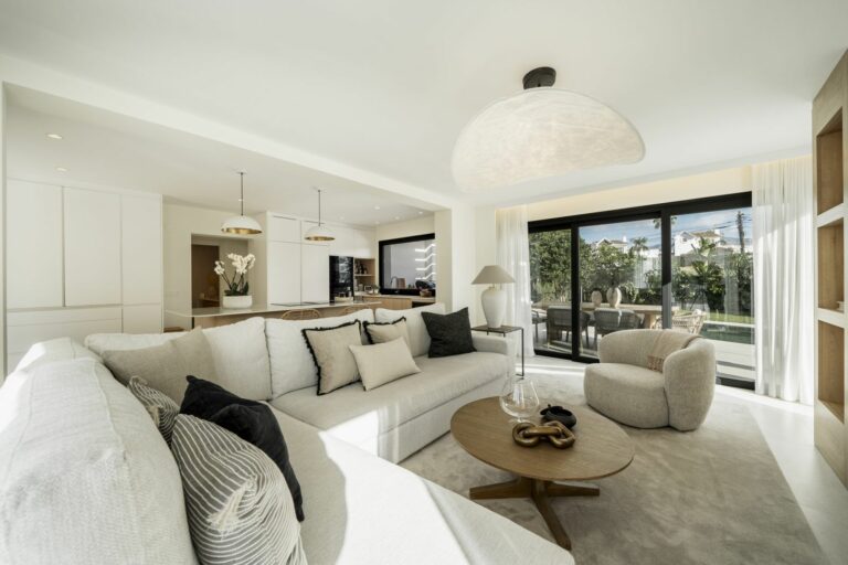 560da7ed4d513b08a11413ddffe5c6f2 - 5