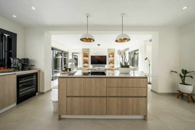 560da7ed4d513b08a11413ddffe5c6f2 - 8