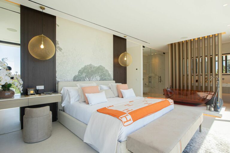 56fdc3d7e0159d69d3076d1f82ba1c3c - 11