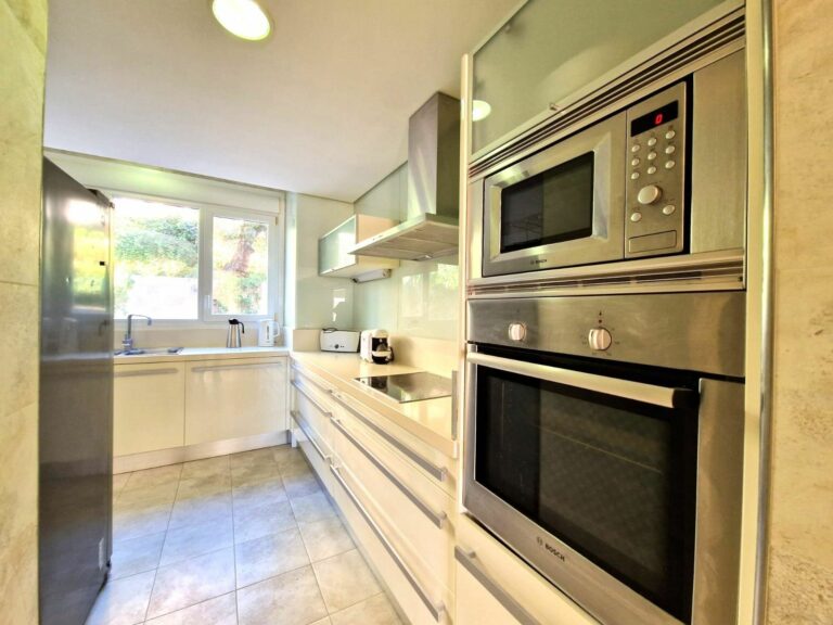 57c993f9b8546de11113444eec495343 - 4