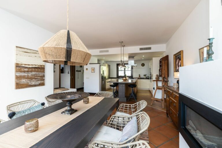 58e3353f9be46543c06cb0fc8b1b75b2 - 3