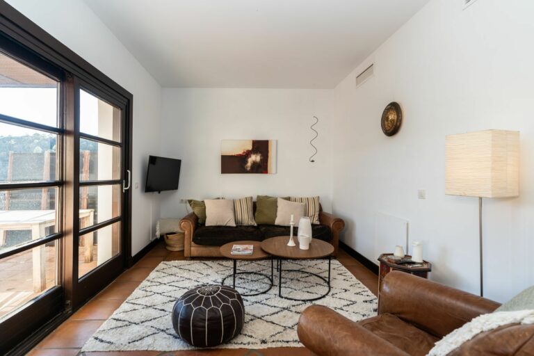 58e3353f9be46543c06cb0fc8b1b75b2 - 9