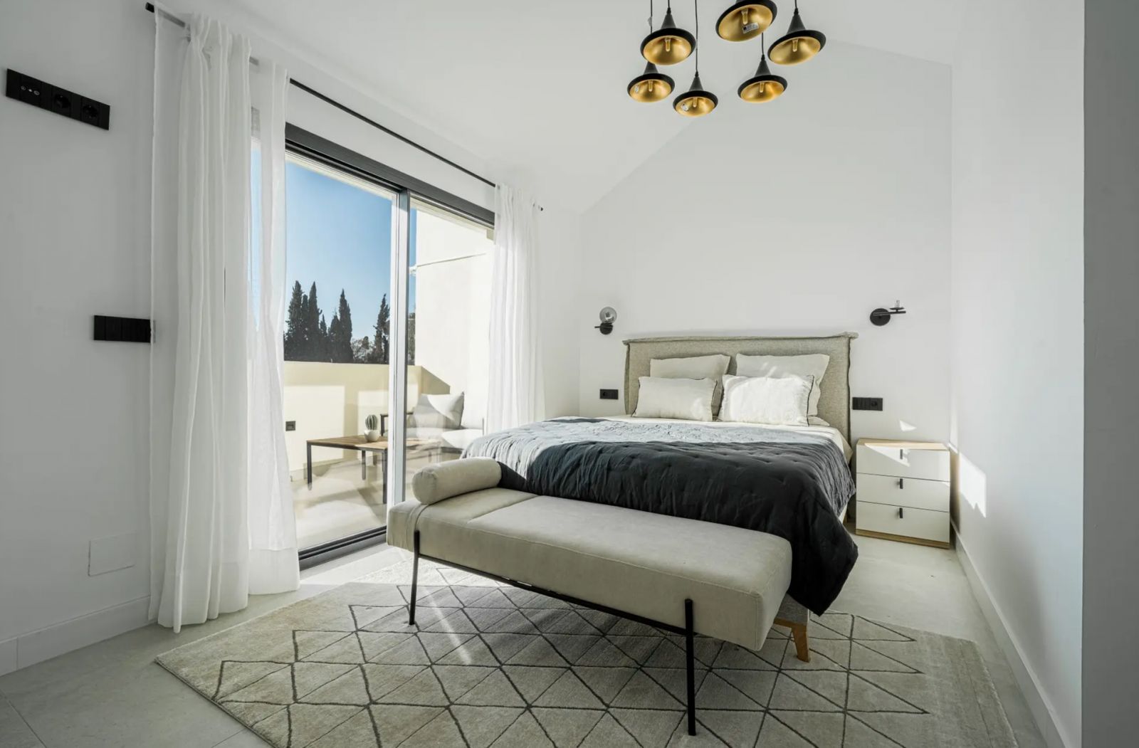 5a4e9779113261f418bd617cf2135f1b - 7