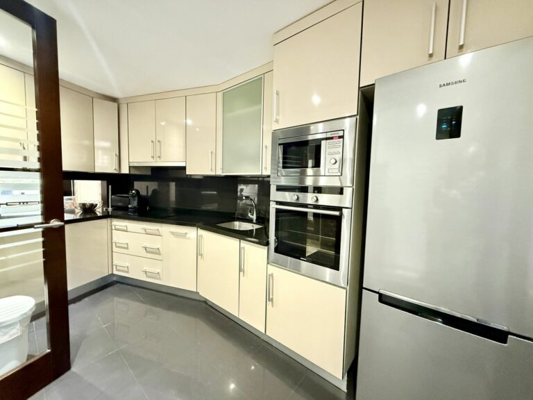 5ae4dec32439f4430ef6848322704d5b - 13