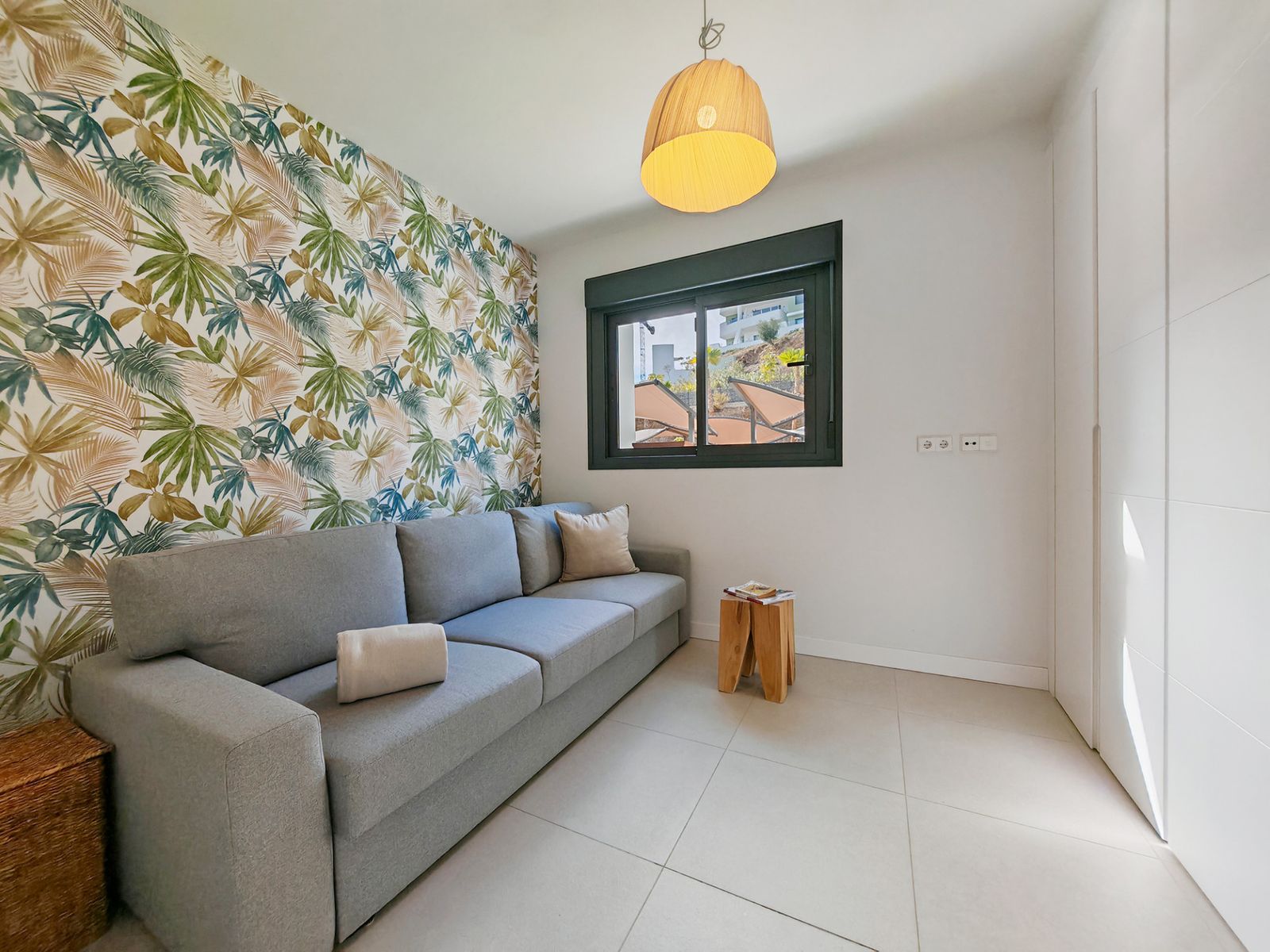 5dce201ea55813b1c52d07cd133280cb - 12