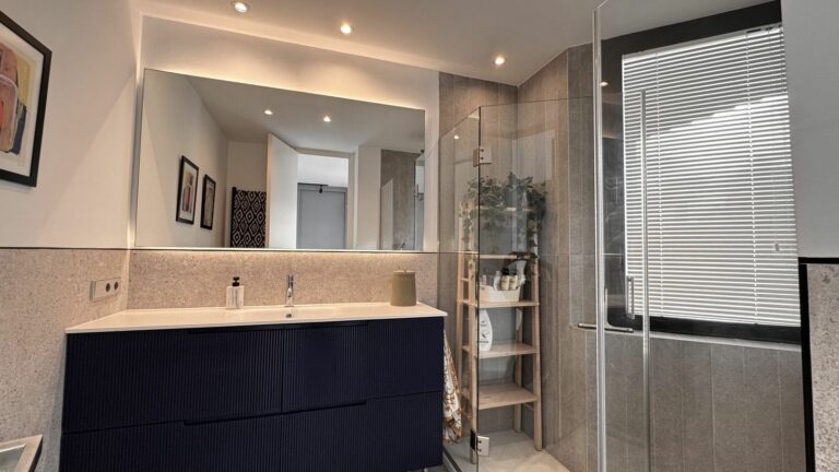 602d35adc03c5603ae12cc502a1de81e - 15