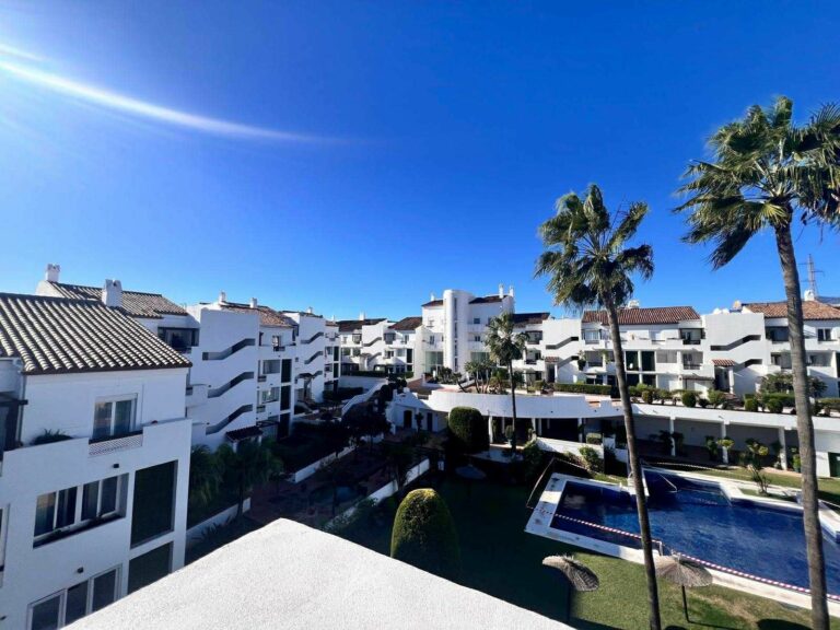 610519e8f24d6215e7850874ff8cf305 - 15