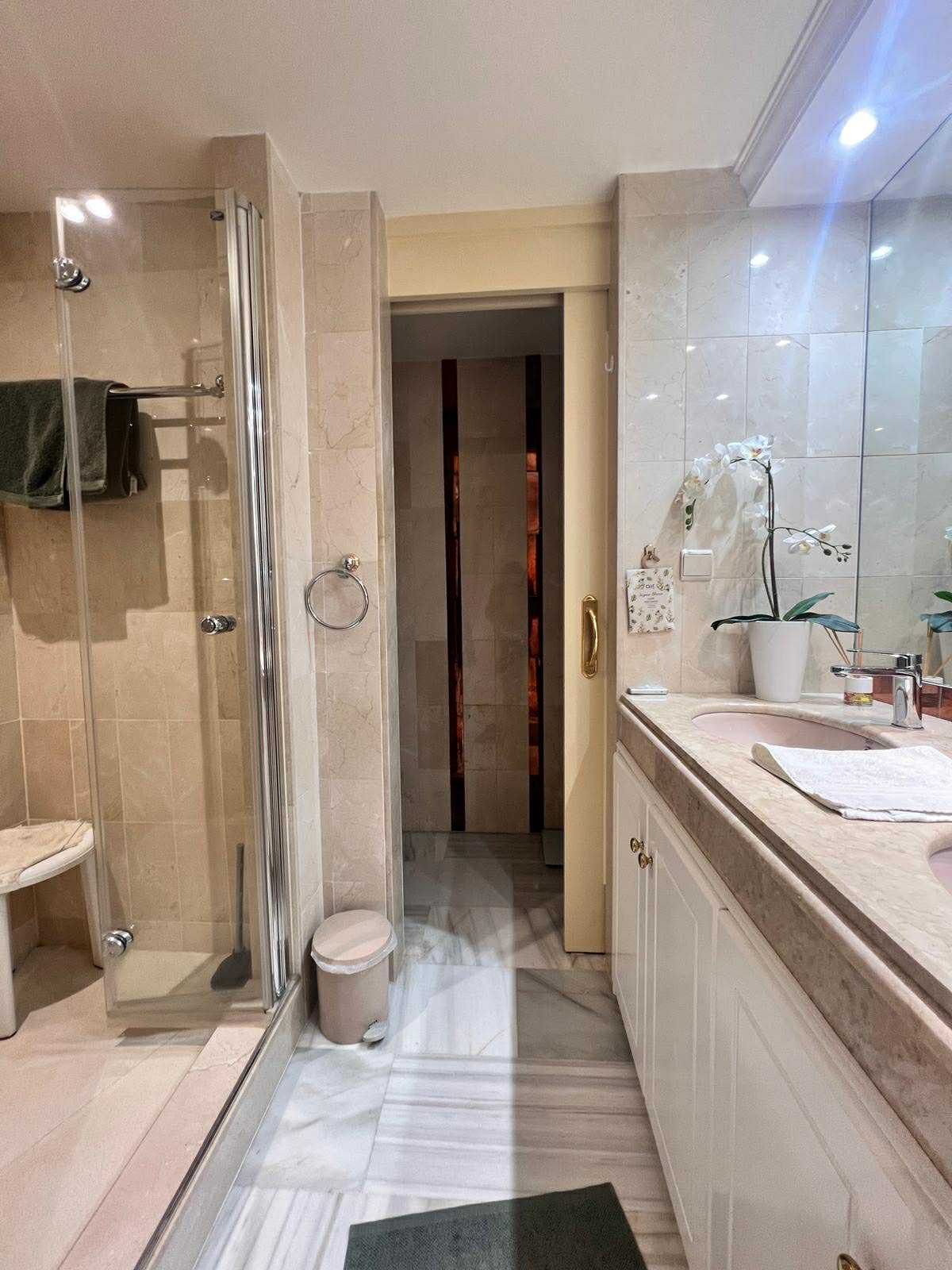 610519e8f24d6215e7850874ff8cf305 - 7