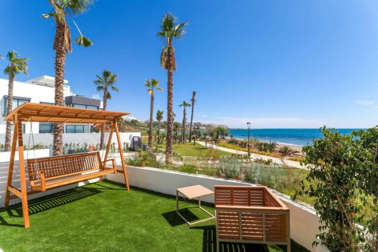 618757dc357dc7b196aeb57f6742e165 - 11