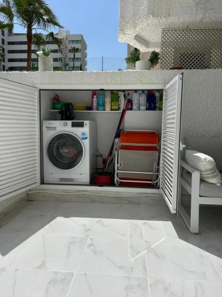 61f429a49906d7aefc99f46855cca55f - 13