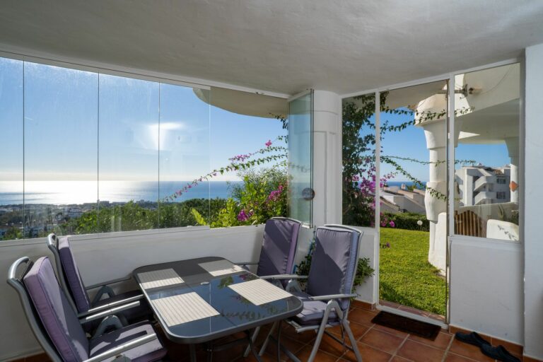 6397e21ca71f0698d3db8f6930519f2d - 1