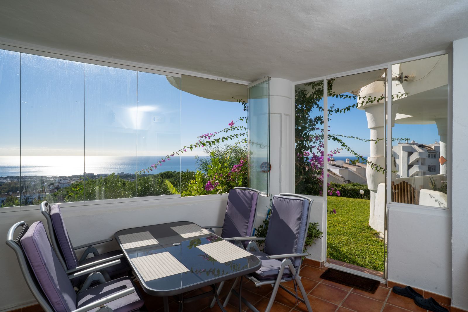 6397e21ca71f0698d3db8f6930519f2d - 1