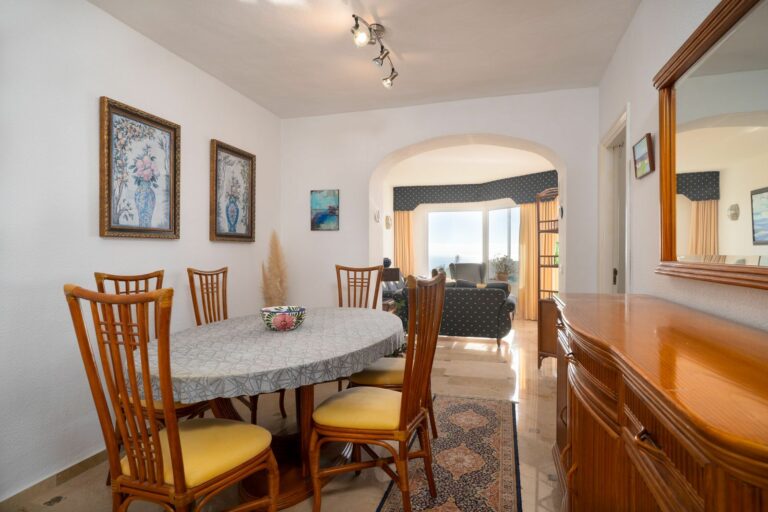 6397e21ca71f0698d3db8f6930519f2d - 5