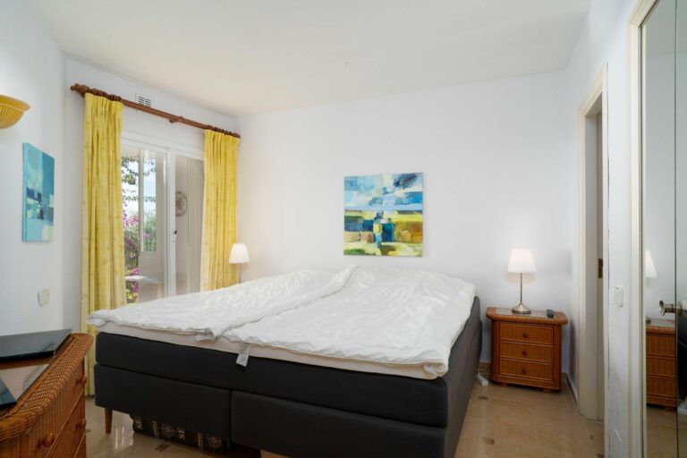 6397e21ca71f0698d3db8f6930519f2d - 7