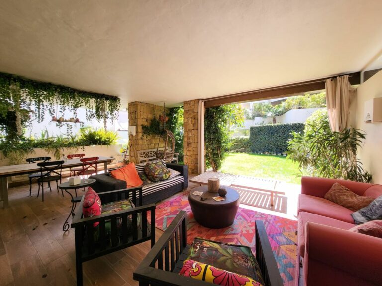 63aafb92e1a8424f09e23d6a10ef1826 - 4