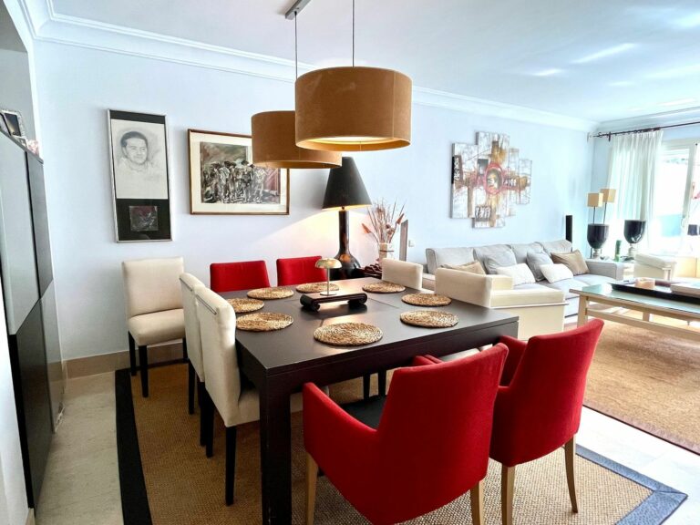 645f30290074cf39e47951ad097bbe03 - 6