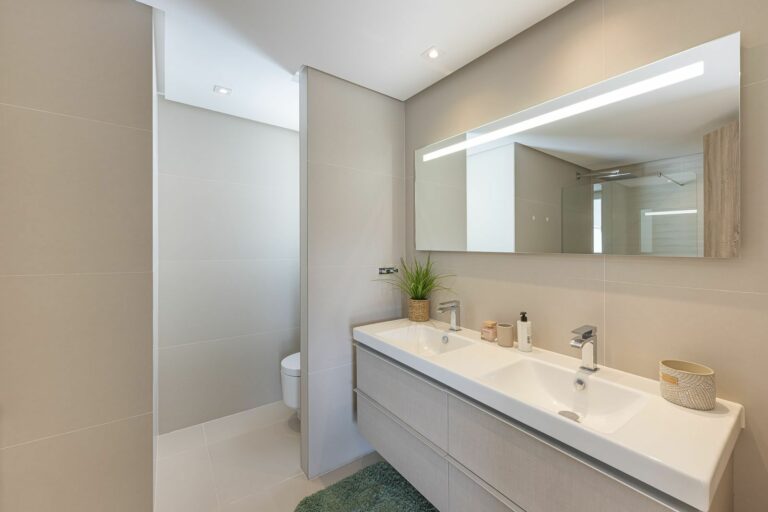 654ac7927dcda0fb5432ac91d5aa17a5 - 16