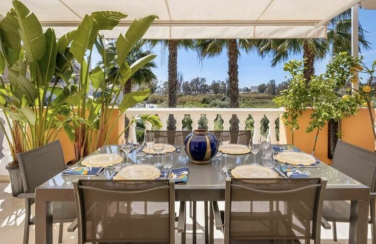 674298f5792f5e1956d2c6999956e5d2 - 13