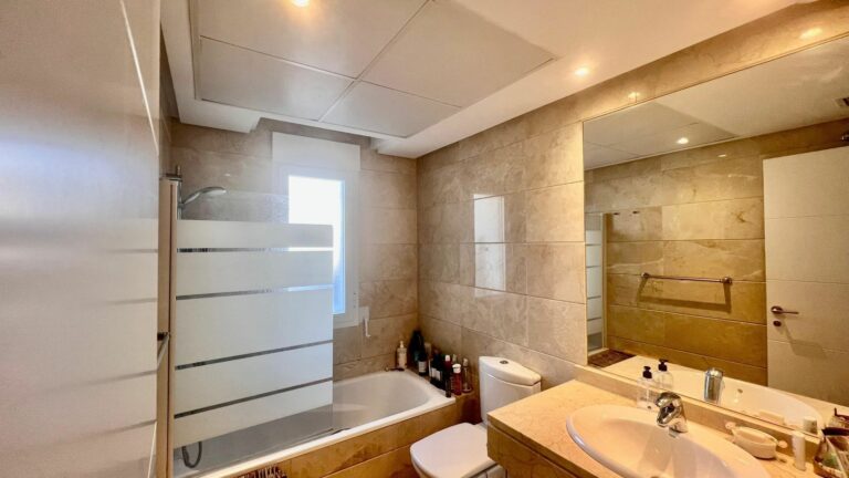 676dd4f11b2ef3d8a024c852b07b2961 - 6