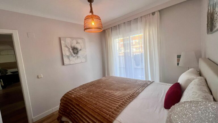 676dd4f11b2ef3d8a024c852b07b2961 - 9