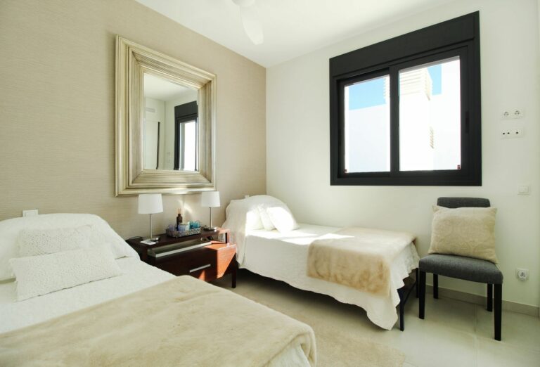 688942d3c7caaf7682a1df8b1e8895ef - 14