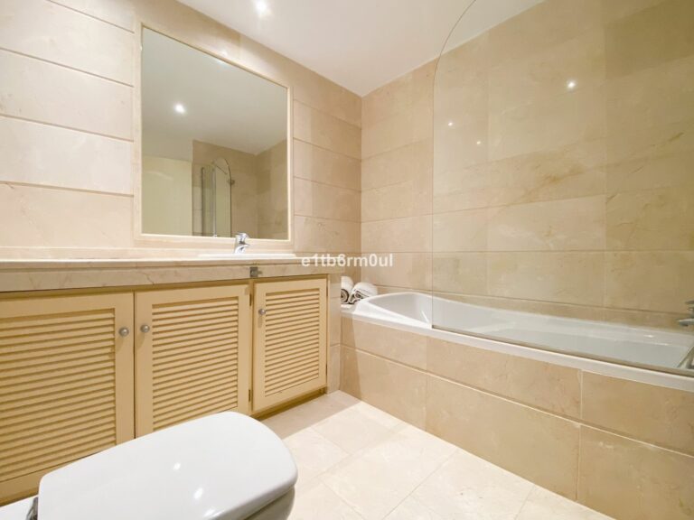 68d455e6d9210b8aa88afa0e878c87bd - 15