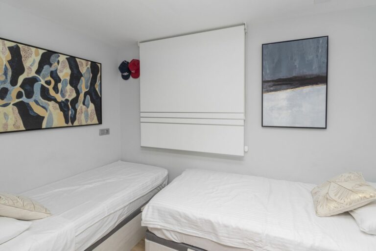 68d6a95fc1b843682d996aa46dc86e62 - 8