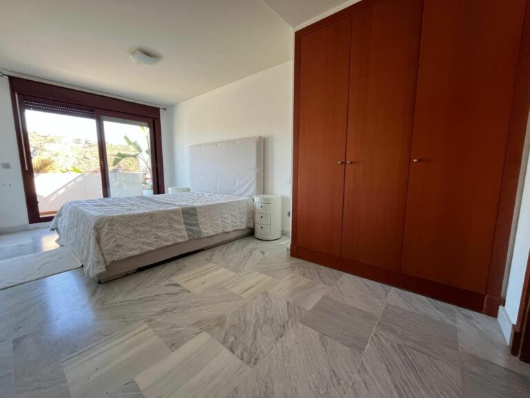 6a279f63efcdc2b8f84316b605851917 - 12