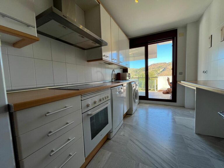 6a279f63efcdc2b8f84316b605851917 - 7