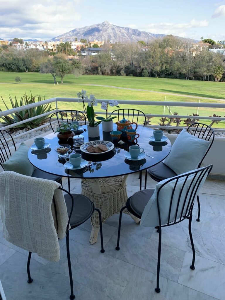 6a501b1892d54fcac3ad35f658671fdd - 2