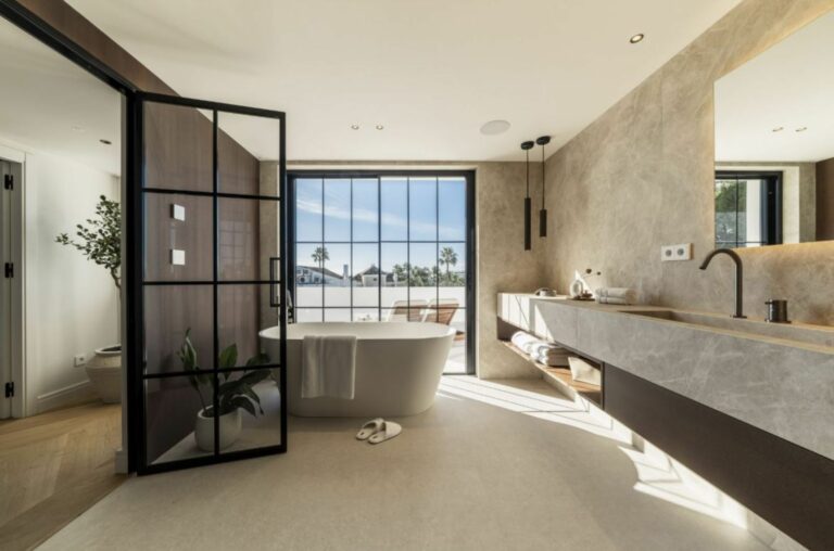 6a61db3f353c3e926a9789bdf7063beb - 5