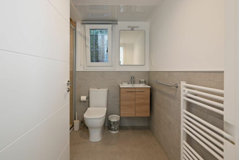 6b75955c51ac94fc58aaf5fd55178152 - 13