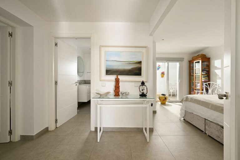 6b75955c51ac94fc58aaf5fd55178152 - 14