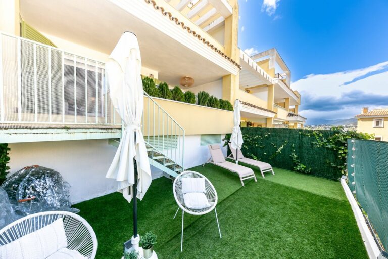 6bc8532588f14f0aac1943dc38dbfcbe - 10