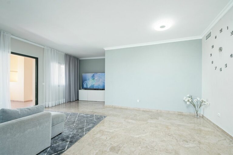 6d54c707302dcc74bb56ed4422f5ec6b - 4